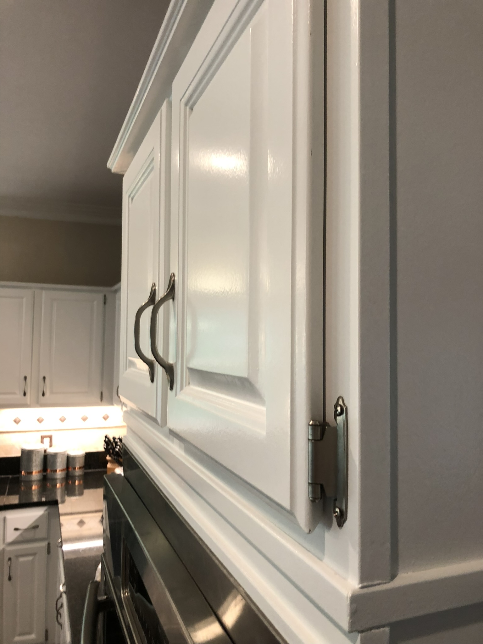 Cabinet Painting in Nashville by Alan Robinson Painting